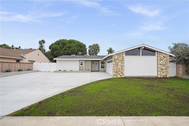 Detail Gallery Image 1 of 31 For 8333 Wabash St, Ventura,  CA 93004 - 3 Beds | 2 Baths