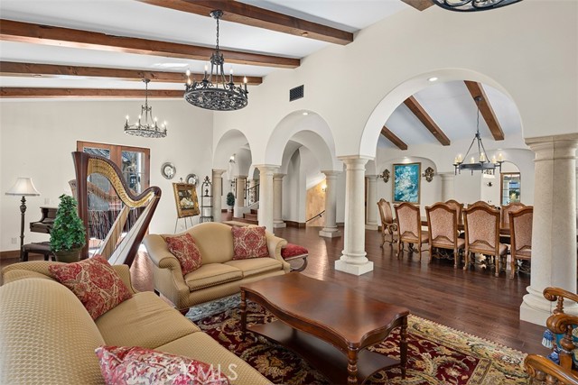 Detail Gallery Image 8 of 44 For 96 Canyon Creek, Irvine,  CA 92603 - 5 Beds | 6/2 Baths