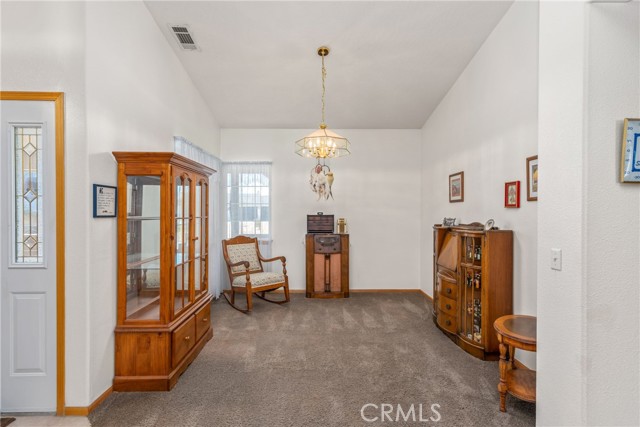 Detail Gallery Image 6 of 24 For 12902 Casco, Apple Valley,  CA 92308 - 3 Beds | 2 Baths