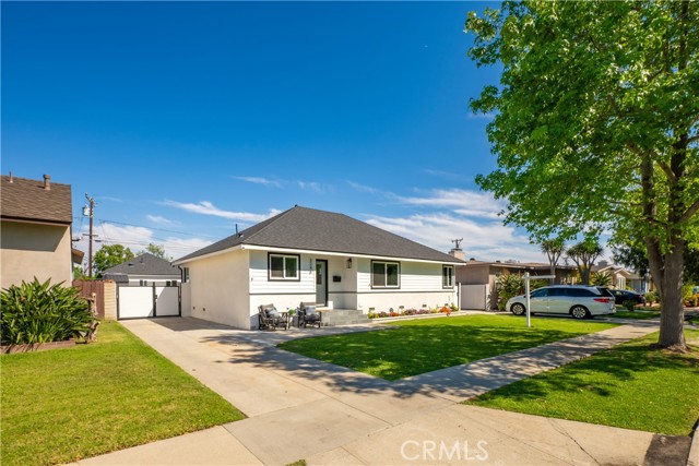 Detail Gallery Image 2 of 75 For 3246 N Marwick, Long Beach,  CA 90808 - 4 Beds | 3 Baths