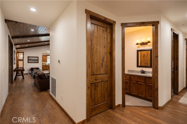 Detail Gallery Image 20 of 38 For 1618 Tuolumne Rd, Big Bear City,  CA 92314 - 4 Beds | 3/1 Baths