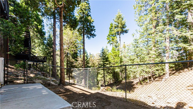 Detail Gallery Image 31 of 46 For 322 Cedarbrook Dr, Twin Peaks,  CA 92391 - 3 Beds | 2 Baths