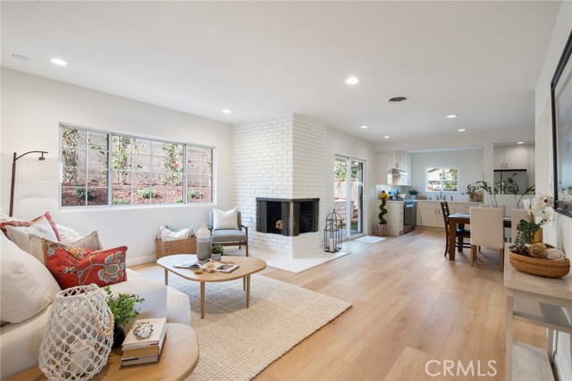 Front Image Thumbnail for CRPV25277262