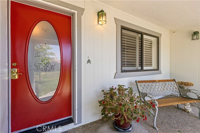 Detail Gallery Image 5 of 59 For 565 Bass Ln, Clearlake Oaks,  CA 95423 - 3 Beds | 2 Baths