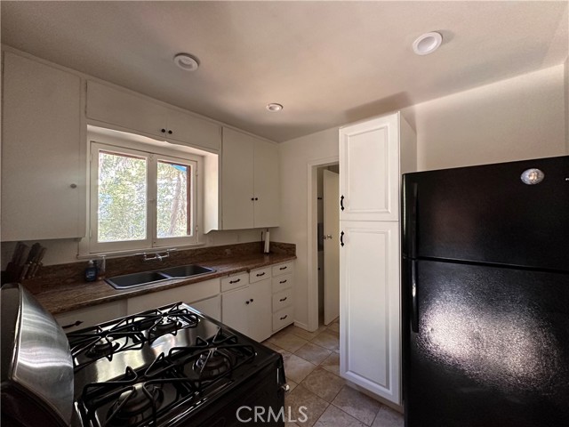 Detail Gallery Image 11 of 14 For 39505 Canyon Dr, Forest Falls,  CA 92339 - 1 Beds | 1 Baths