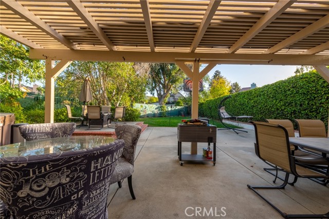 Detail Gallery Image 37 of 56 For 10 Valley Crest Rd, Simi Valley,  CA 93065 - 3 Beds | 2/1 Baths