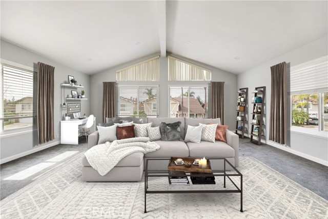 Detail Gallery Image 4 of 34 For 25075 Owens Lake, Lake Forest,  CA 92630 - 4 Beds | 3 Baths