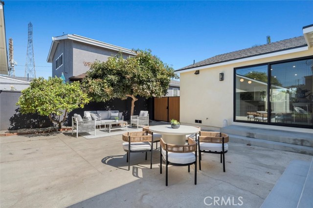 2411 Thomas Avenue, Redondo Beach CA: https://media.crmls.org/medias/3e0aa8e2-b9c9-4248-b2a5-23a1d9875a55.jpg