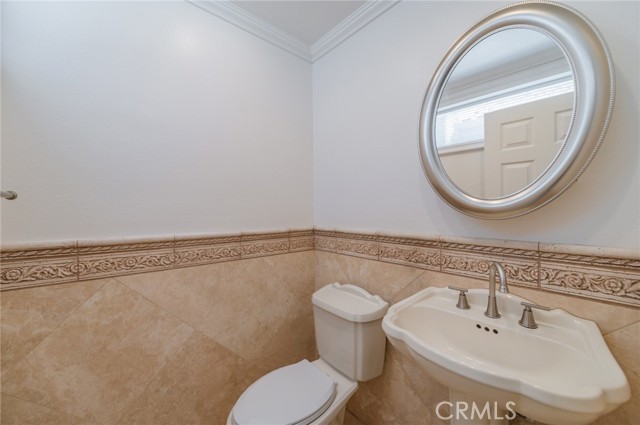 Detail Gallery Image 18 of 32 For 23 Cormorant Cir, Newport Beach,  CA 92660 - 3 Beds | 2/1 Baths