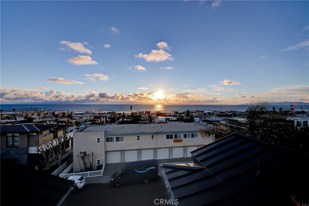 https://media.crmls.org/medias/3e0b8558-8091-41c7-b289-79b485908e7b.jpg?preset=X-Large