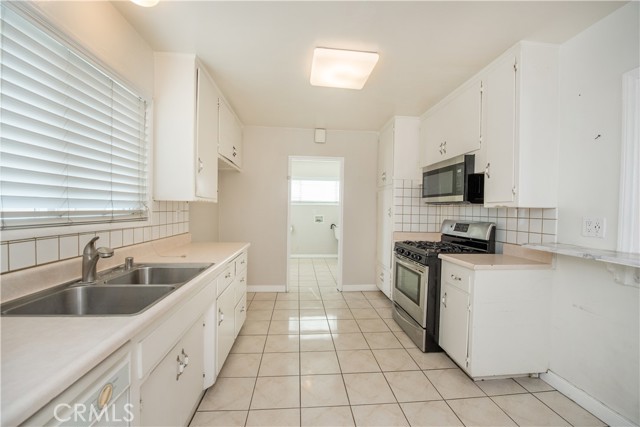 Detail Gallery Image 7 of 33 For 15951 Milvern Dr, Whittier,  CA 90604 - 3 Beds | 2 Baths