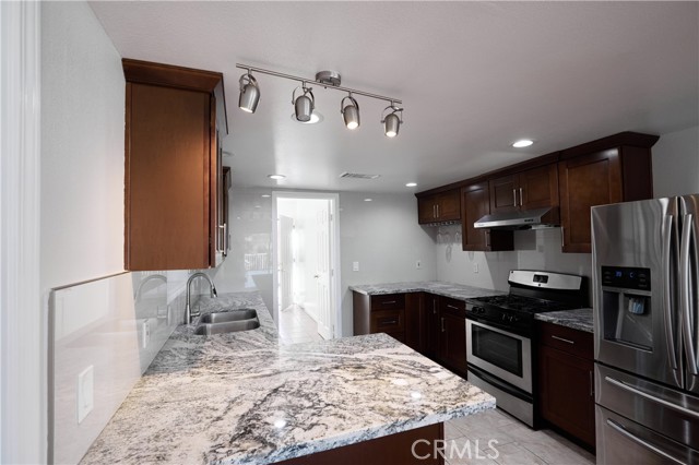 7712 Young Avenue, Rosemead CA: https://media.crmls.org/medias/3e0c0145-704a-4535-8a07-b93122504245.jpg