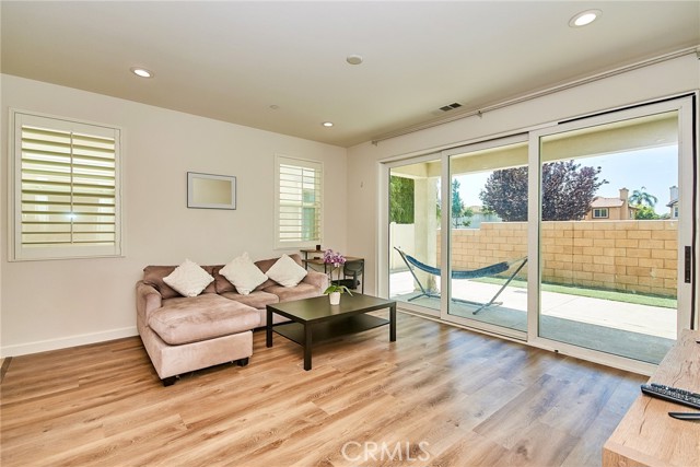 Detail Gallery Image 9 of 37 For 6914 Old Mill Ave, Chino,  CA 91710 - 4 Beds | 3 Baths