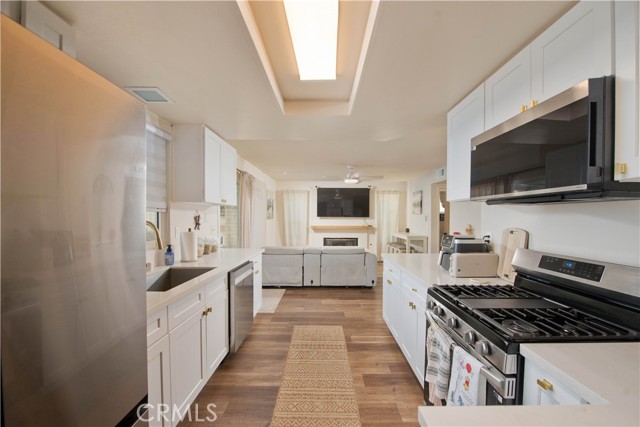 Detail Gallery Image 14 of 37 For 29130 Highplains Ct, Castaic,  CA 91384 - 4 Beds | 3 Baths