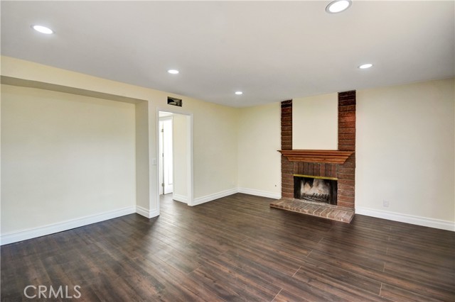 Detail Gallery Image 5 of 21 For 913 Bristol, San Dimas,  CA 91773 - 4 Beds | 2/1 Baths