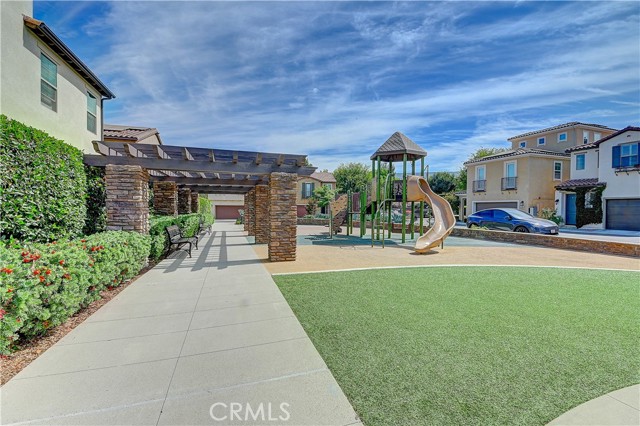 Detail Gallery Image 7 of 55 For 209 Calle Belleza, Lake Forest,  CA 92630 - 3 Beds | 2/1 Baths