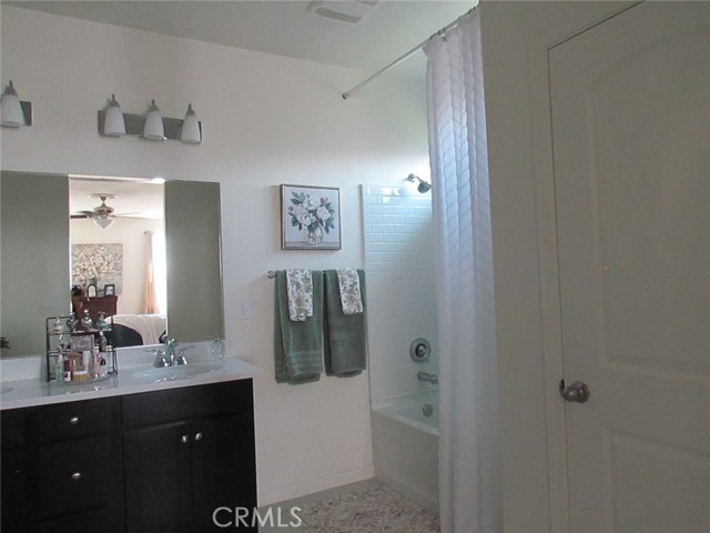 Image 24 of 34 For 4758 Bellaire