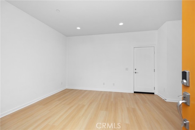 Detail Gallery Image 6 of 42 For 292 Novel, Irvine,  CA 92618 - 2 Beds | 2/1 Baths