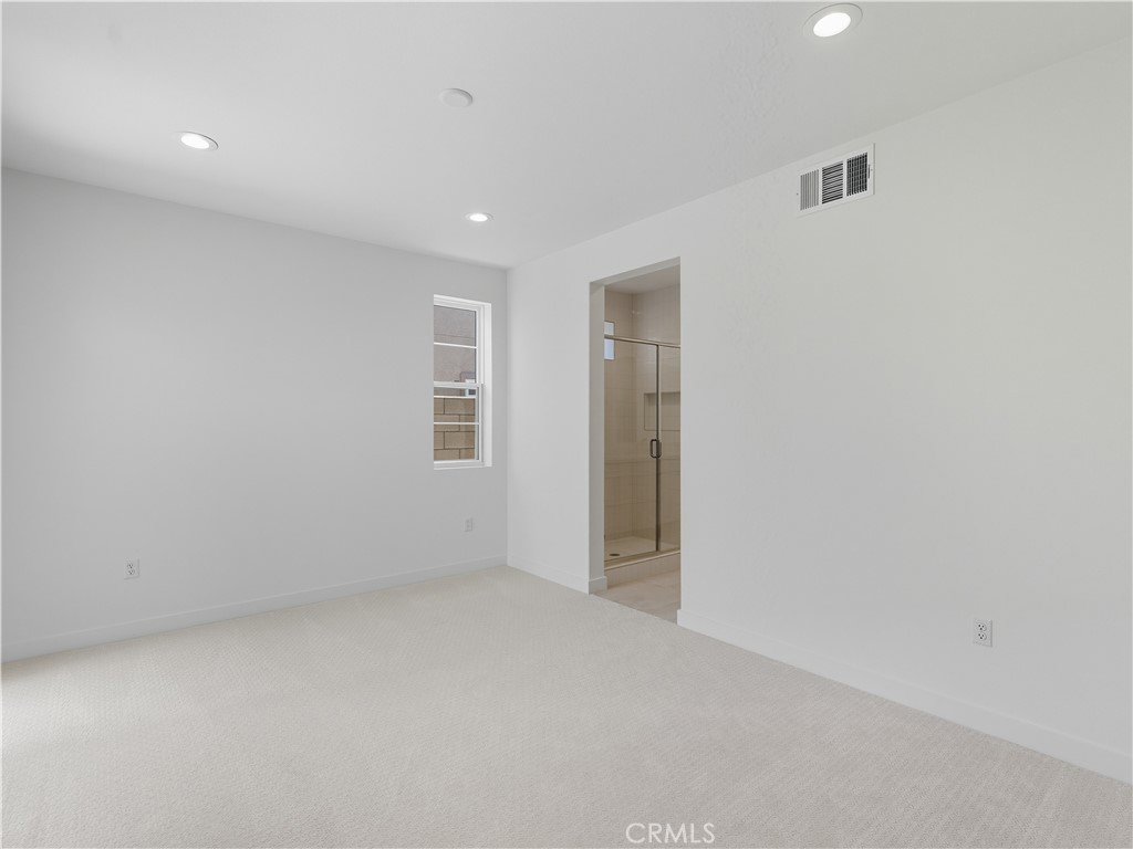 MLS #OC25227775 image #9