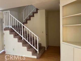 Detail Gallery Image 3 of 14 For 328 N Monterey St #D,  Alhambra,  CA 91801 - 3 Beds | 2/1 Baths