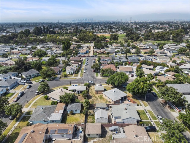 Detail Gallery Image 12 of 17 For 10443 E Zamora Ave, Los Angeles,  CA 90002 - 3 Beds | 1 Baths