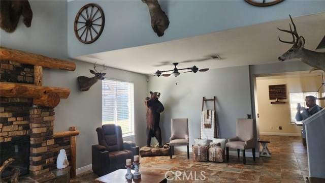 11302 Mantova Avenue, Bakersfield CA: https://media.crmls.org/medias/3e115d79-7b07-4a1e-b591-abe2955f24eb.jpg