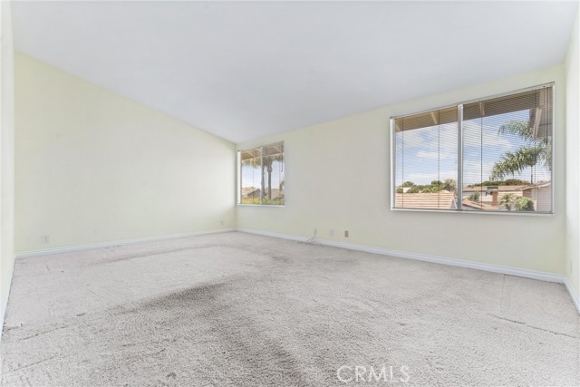 44 W Yale, Irvine CA: https://media.crmls.org/medias/3e116430-fb24-43e4-902d-e90c204eb2ca.jpg