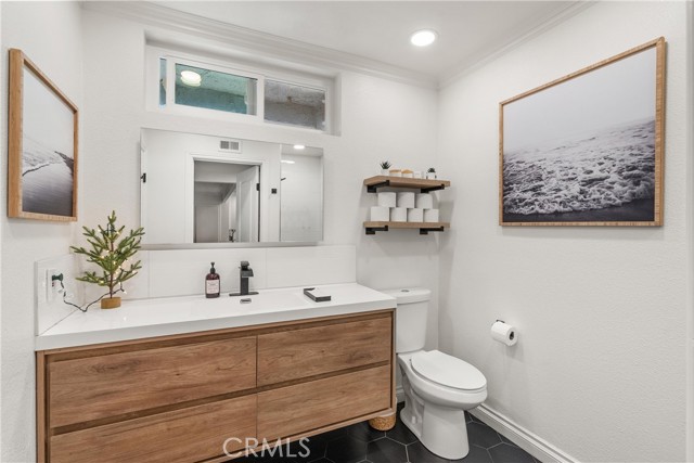 Detail Gallery Image 12 of 28 For 2323 Huntington St #904,  Huntington Beach,  CA 92648 - 3 Beds | 2 Baths