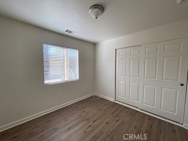 16784 Sultana Street, Hesperia CA: https://media.crmls.org/medias/3e11cbf9-0df2-4a74-ba62-cd4829a93fc2.jpg