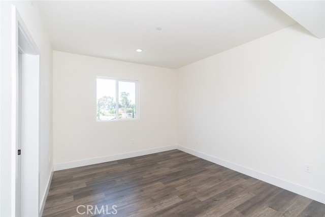 Detail Gallery Image 17 of 24 For 2231 S Longwood Ave, Los Angeles,  CA 90016 - – Beds | – Baths