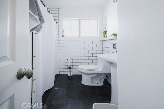 Detail Gallery Image 8 of 39 For 710 S Rosecrest Ave, La Habra,  CA 90631 - 3 Beds | 2 Baths