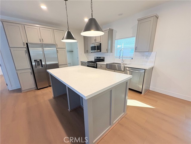 Detail Gallery Image 5 of 48 For 1205 Cypress #67,  San Dimas,  CA 91773 - 4 Beds | 2 Baths