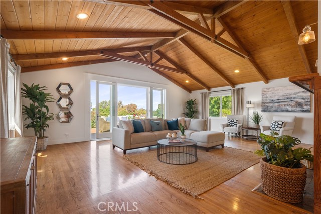 62 Strawberry Lane, Rolling Hills Estates, California 90274, 3 Bedrooms Bedrooms, ,2 BathroomsBathrooms,Residential,Sold,Strawberry Lane,SB22081862