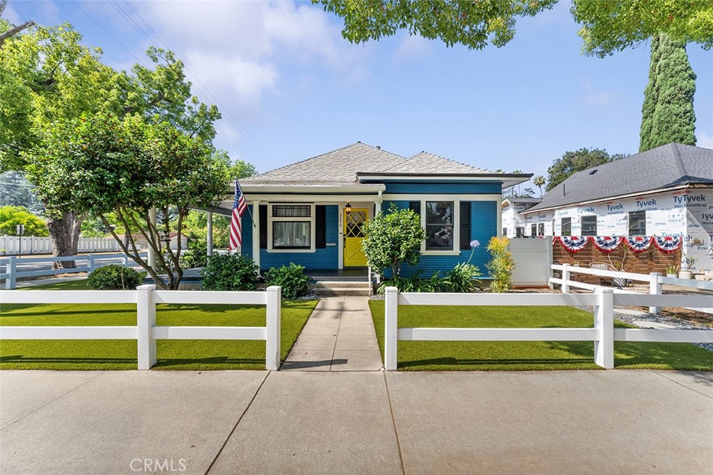 2280 Bonita Avenue