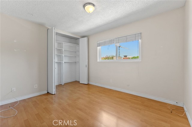 6627 Columbus Avenue, Van Nuys CA: https://media.crmls.org/medias/3e13b7b6-8b42-4521-b7f0-ea8a6d5f3256.jpg