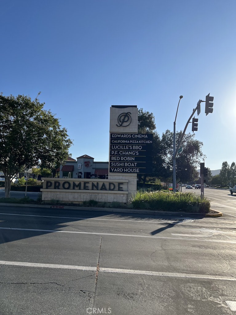 https://media.crmls.org/medias/3e1445c1-5118-4c2b-8c5b-aea32a95240f.jpg?preset=X-Large