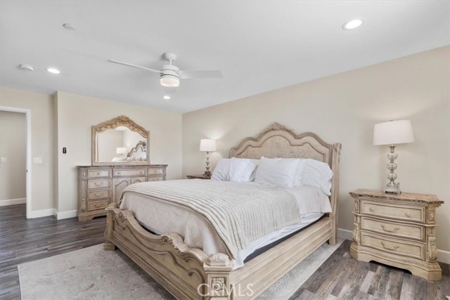 6749 Olive Avenue, San Bernardino CA: https://media.crmls.org/medias/3e144940-d5bd-4e4c-ae81-96ad6a37f3bb.jpg