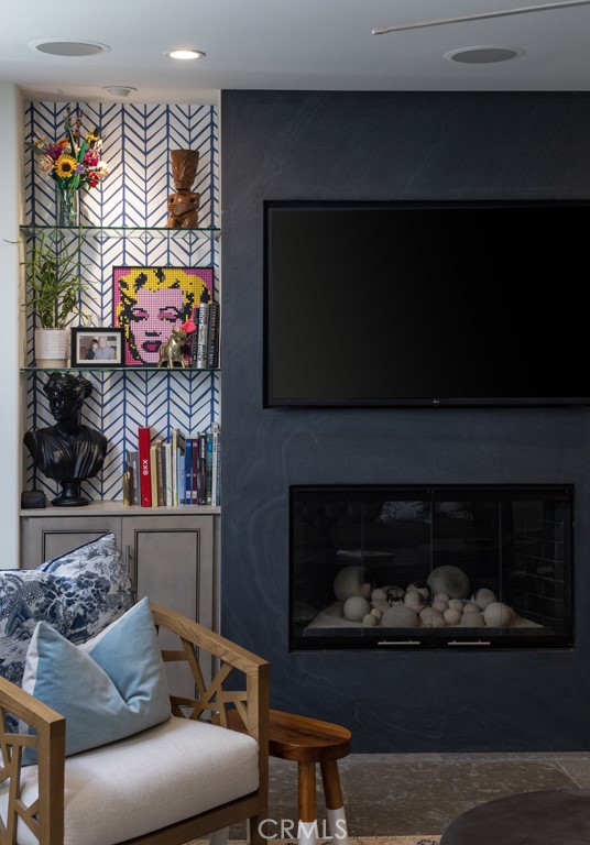 Detail Gallery Image 4 of 15 For 309 Marguerite Ave #C,  Corona Del Mar,  CA 92625 - 3 Beds | 2 Baths