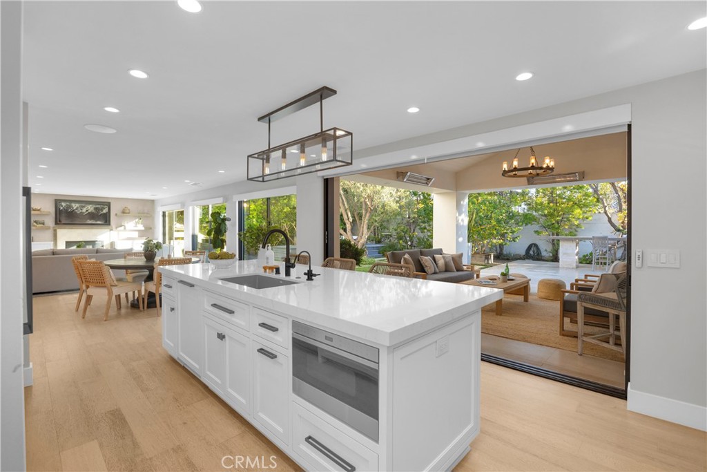 MLS #OC25265999 image #16