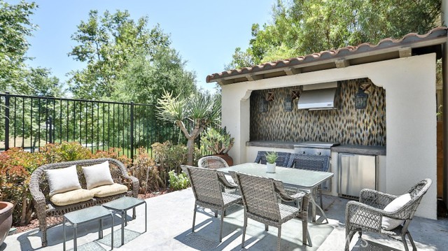102 Catalonia, Irvine CA: https://media.crmls.org/medias/3e15a115-8a35-41c4-9623-c0c007a53471.jpg