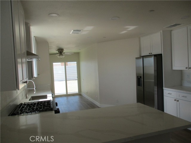 13325 Hermano Way, Desert Hot Springs CA: https://media.crmls.org/medias/3e15de47-c480-493b-8938-c43f7b7350ce.jpg