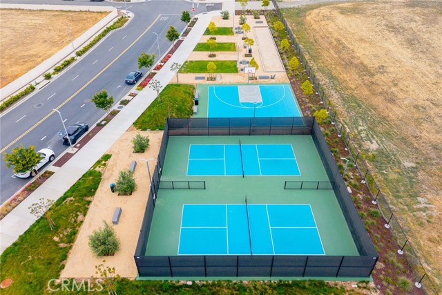 16321 Dawn Way, Tustin CA: https://media.crmls.org/medias/3e165277-9beb-48fa-b4ca-379530d02dee.jpg
