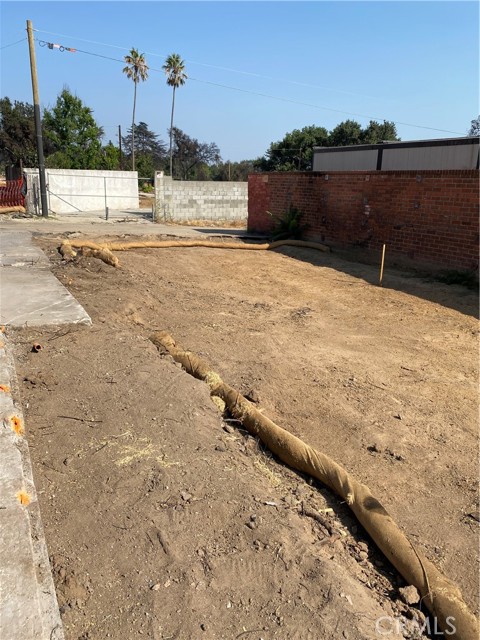 2692 Fair Oaks Avenue, Altadena CA: https://media.crmls.org/medias/3e183b53-3cf0-4cba-a50e-55d12fc47047.jpg