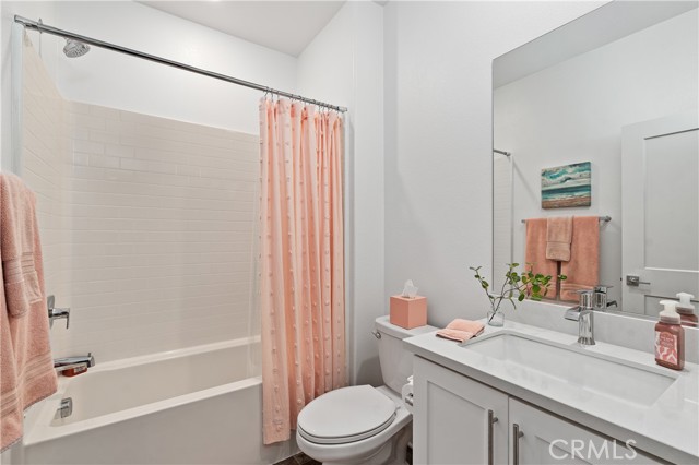 Detail Gallery Image 28 of 49 For 2720 Santa Fiora Dr, Corona,  CA 92882 - 3 Beds | 3/1 Baths