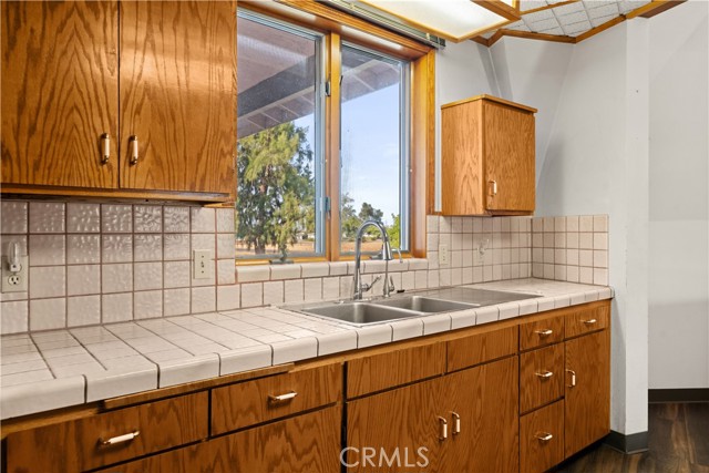 Detail Gallery Image 12 of 52 For 4345 Hall Rd, Corning,  CA 96021 - 2 Beds | 3 Baths