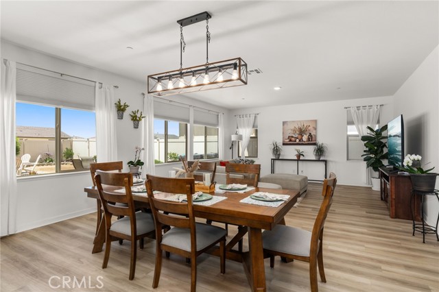 5756 Quicksilver Way, Banning CA: https://media.crmls.org/medias/3e19288f-69c7-4c1c-9a45-fdf074f5996b.jpg