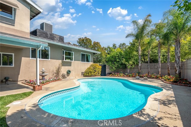 651 N Sunnyslope Avenue, Pasadena CA: https://media.crmls.org/medias/3e193b5d-52e8-42d1-82d8-859004d48e66.jpg
