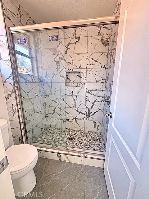 Detail Gallery Image 5 of 7 For 864 Buchanan Ct, Brea,  CA 92821 - 3 Beds | 2/1 Baths
