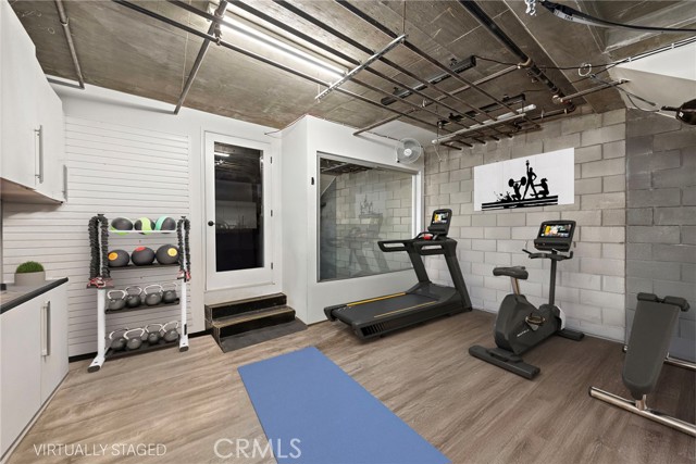 Detail Gallery Image 28 of 31 For 4151 Redwood Avenue #106, Los Angeles,  CA 90066 - 2 Beds | 3/1 Baths