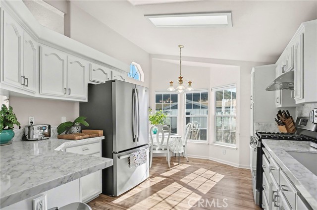 Detail Gallery Image 8 of 29 For 1537 White Pine #48,  Morro Bay,  CA 93442 - 3 Beds | 2 Baths